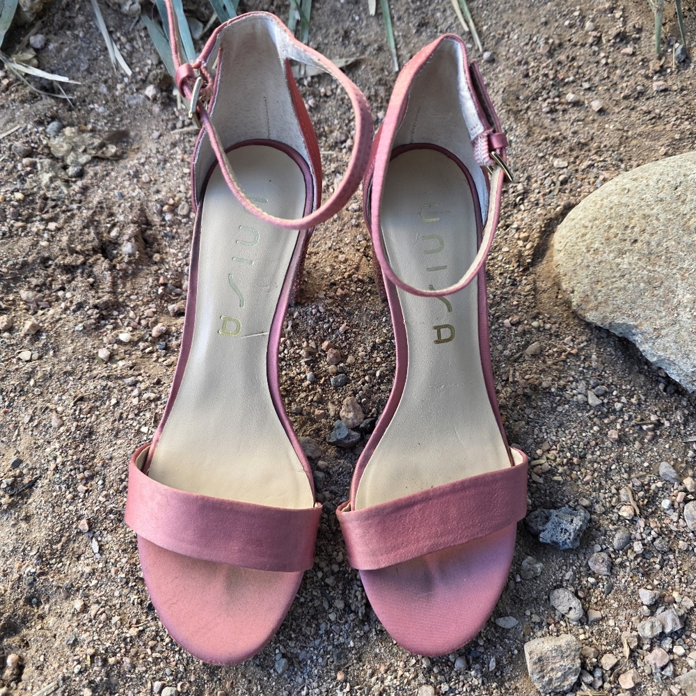 Unisa Pink Satin Glitter Heels Size 6.5 - Picture 4 of 9